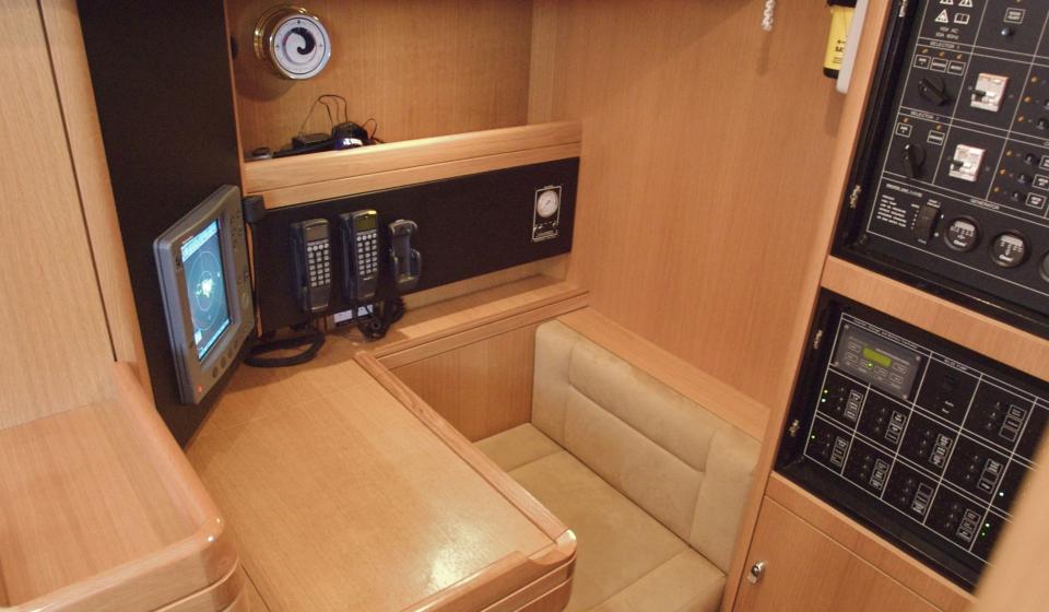 Oyster 49 Chart Table