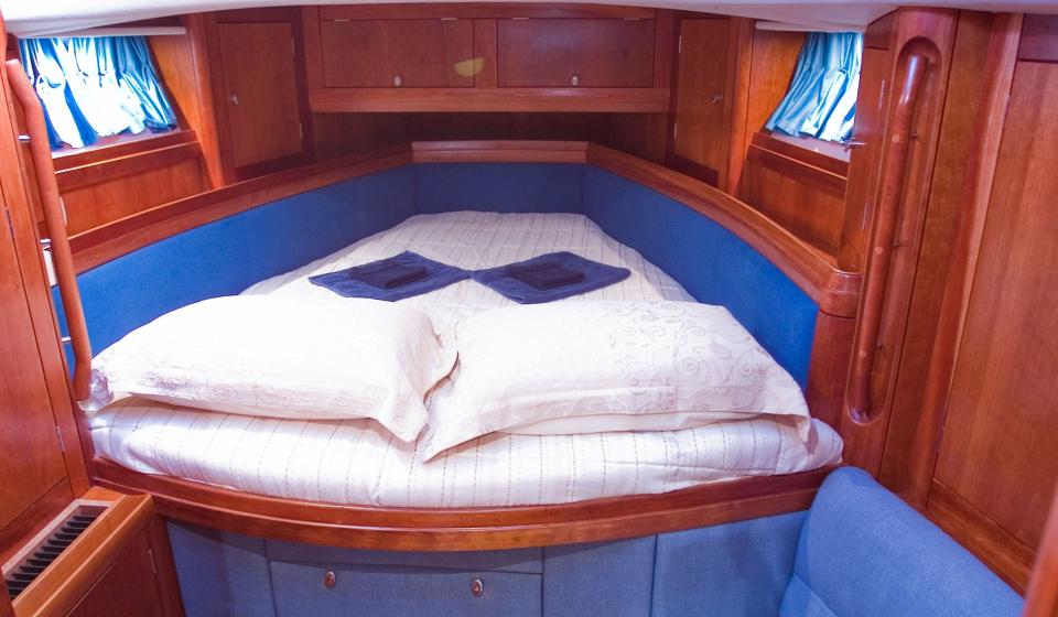 Oyster 49 Forward Double 2