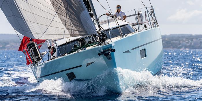 Oyster 495 50 Foot Bluewater Sailing Yacht Coming For You
