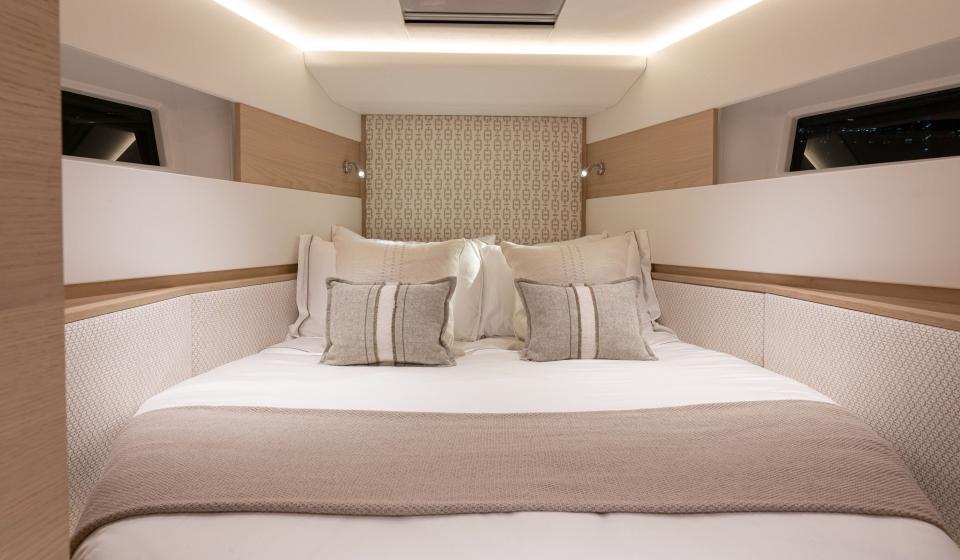 Oyster 495 Gallery 11