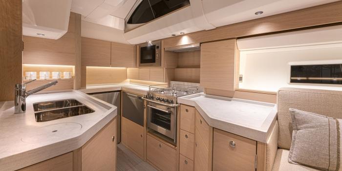 Oyster 495 Gallery 12