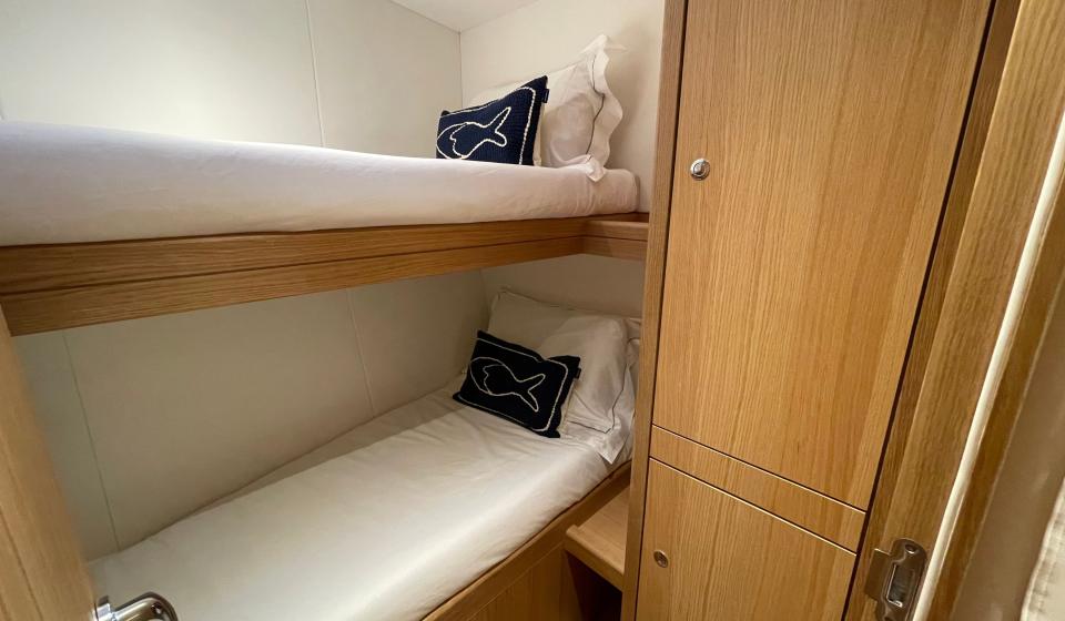 Oyster 495 Interior 4