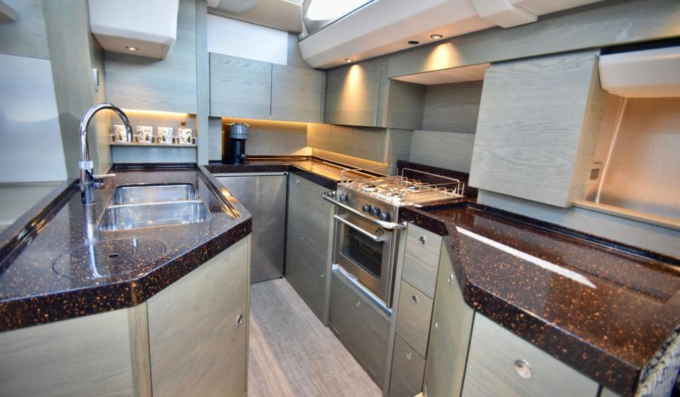 Oyster 495 Tuga gallery 15