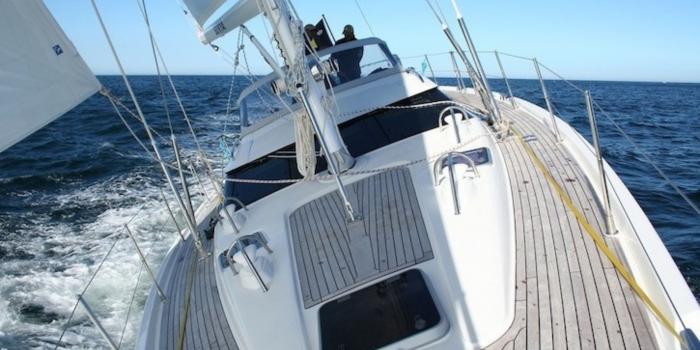 Oyster 54 Foredeck v2