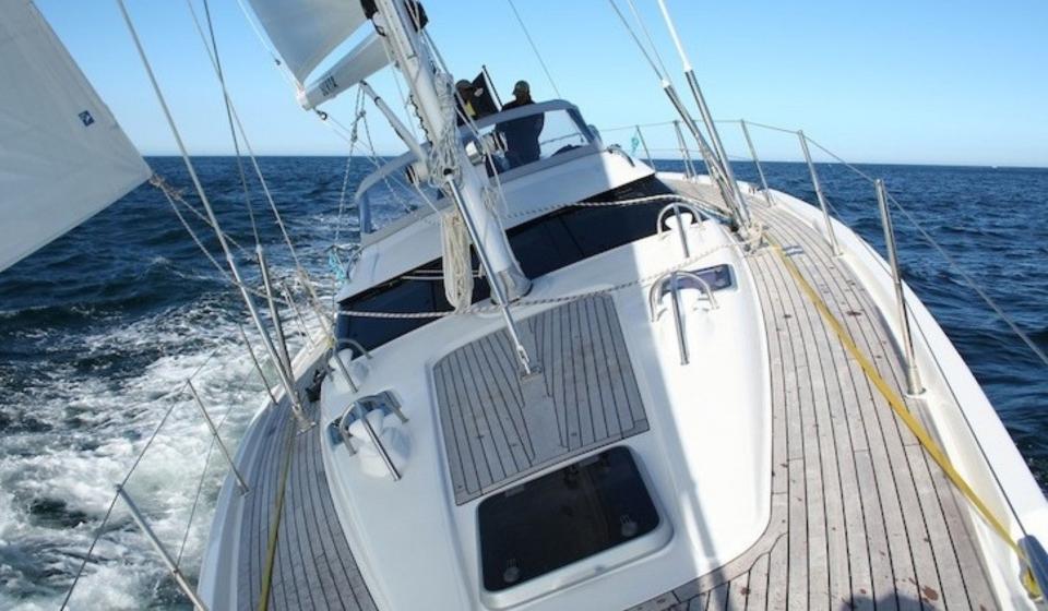 Oyster 54 Foredeck v2