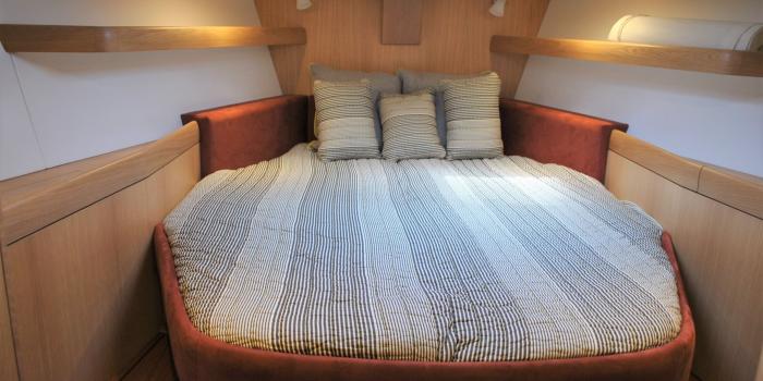 Oyster 54 Interior 3