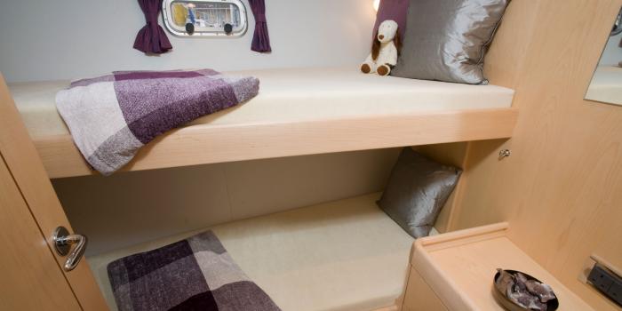 Oyster 54 Twin Cabin