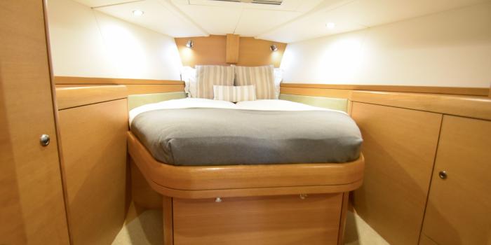 Oyster 545 Gallery 7