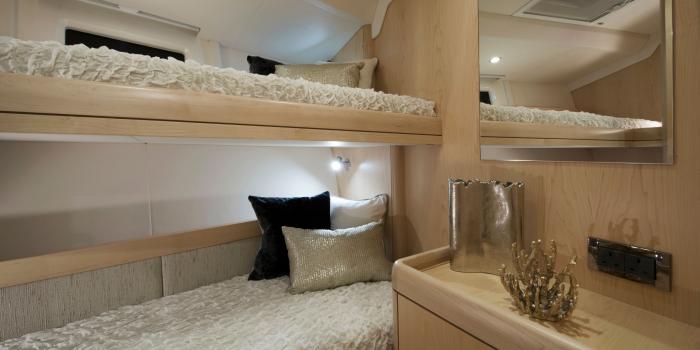 Oyster 545 Twin Cabin