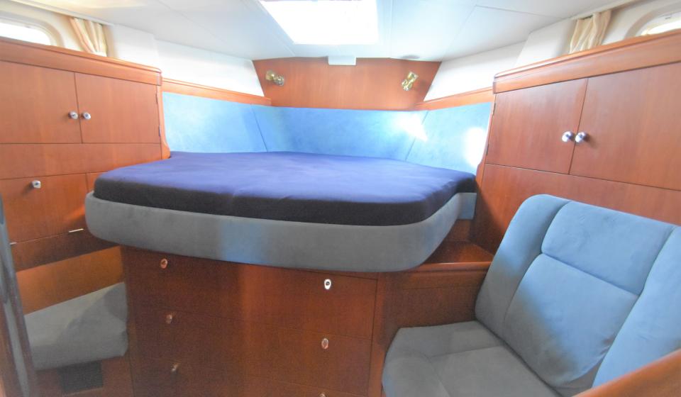 Oyster 56 Fwd Dbl v2