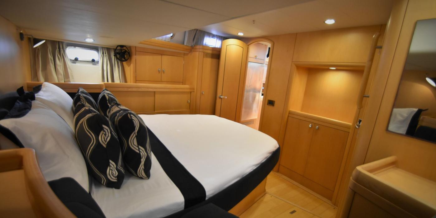 Oyster 56 Owners Stateroom 2