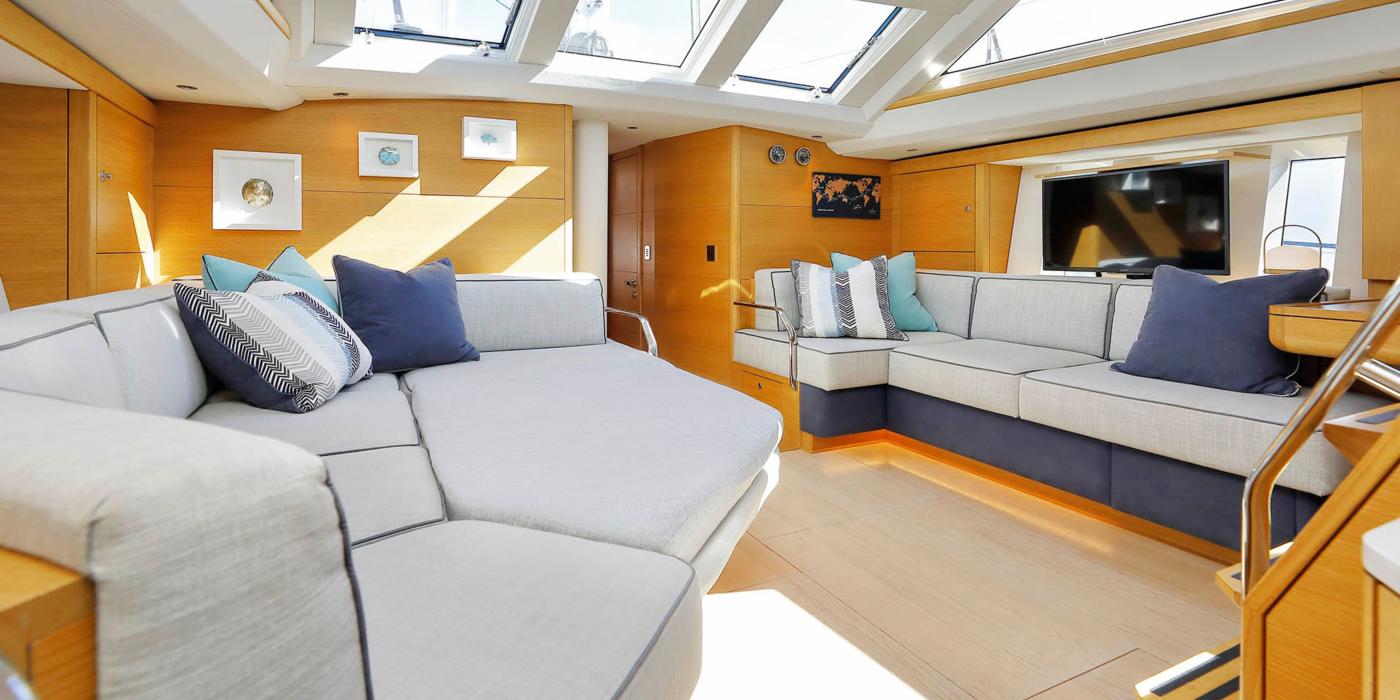 Oyster 565 Gallery 3