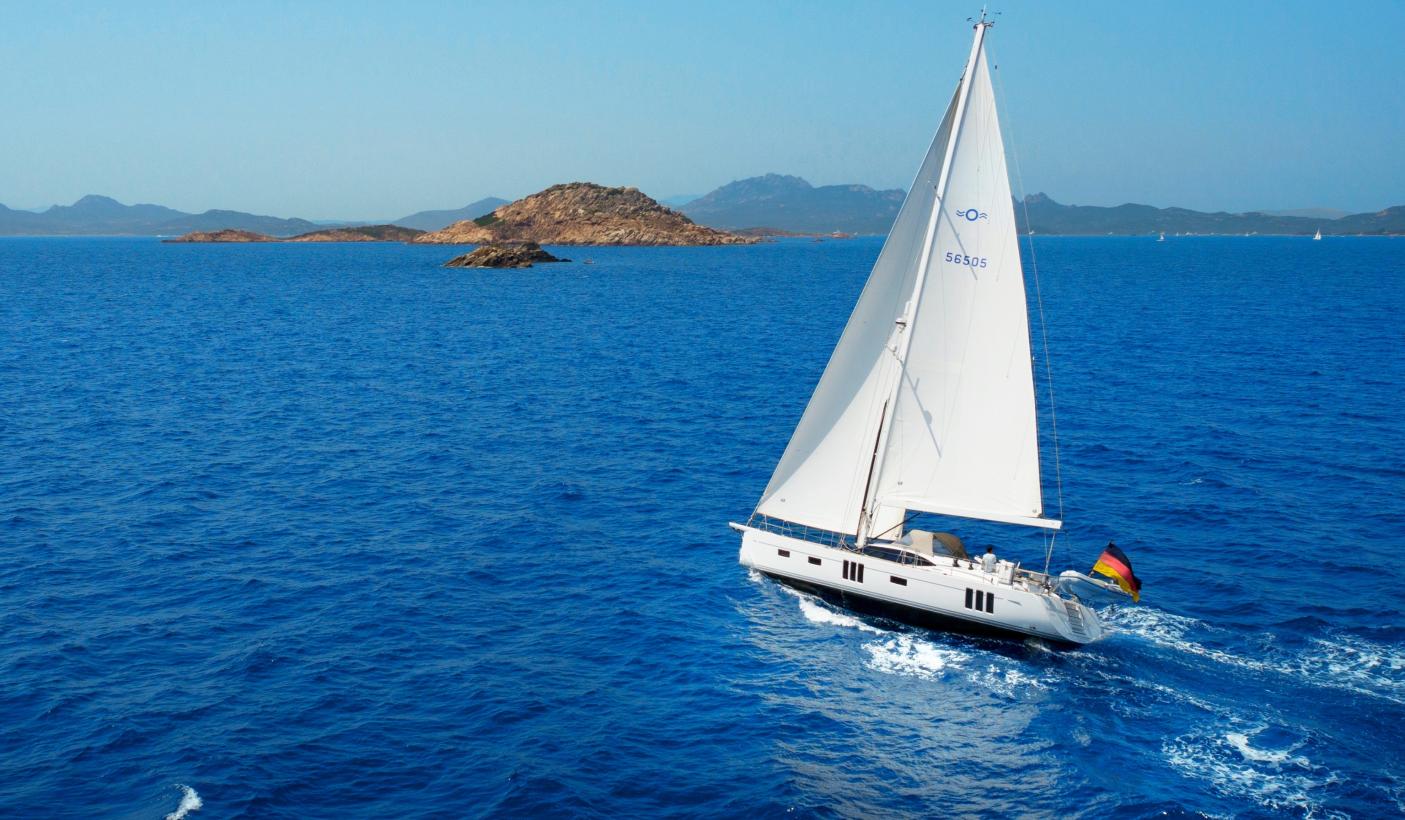 Oyster 565SII Exterior Images Yacht Sailing 3