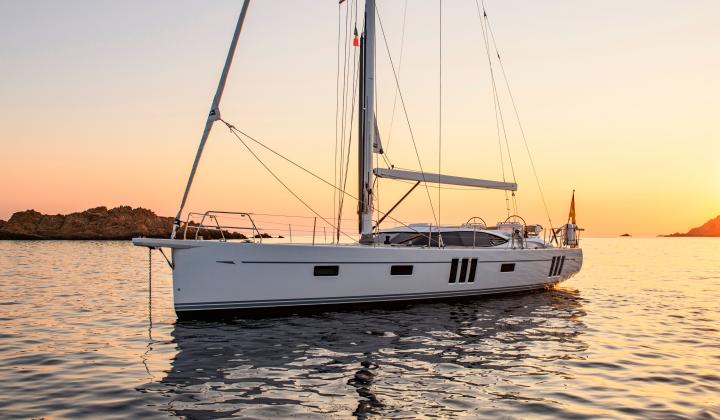 Oyster 565SII Exterior Images Yacht Sailing 5