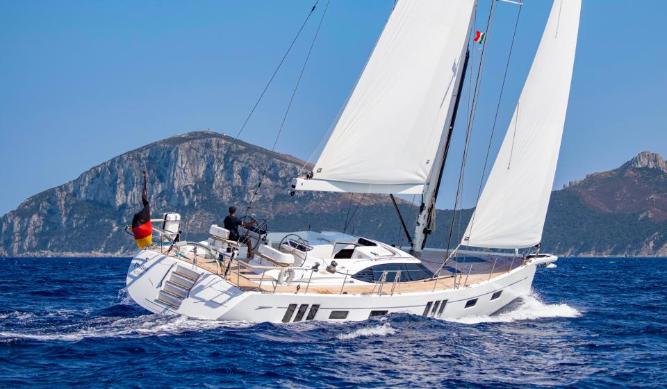 Oyster 565SII Exterior Images Yacht Sailing 6