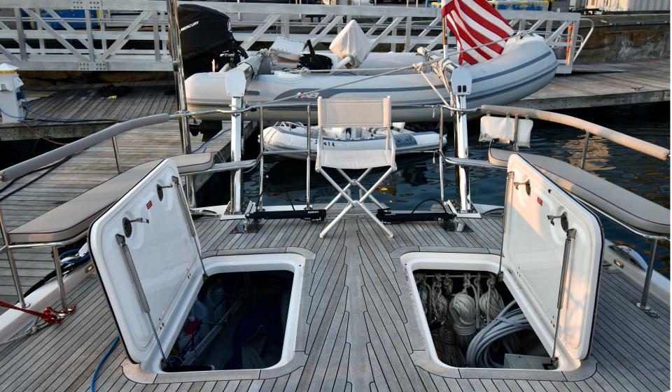 Oyster 575 Aft deck v5