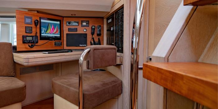 Oyster 575 Chart Table v7