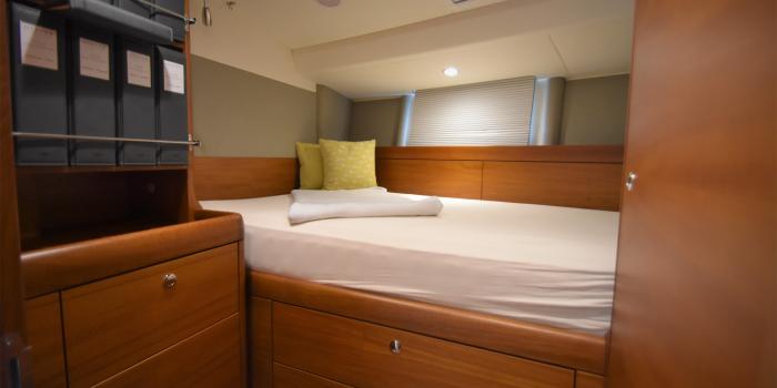 Oyster 575 Double Cabin