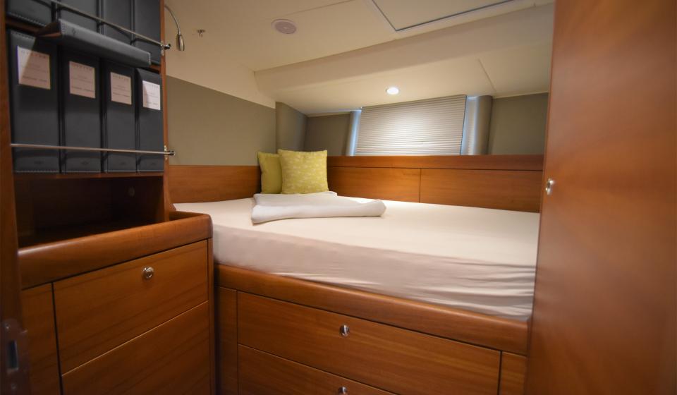 Oyster 575 Double Cabin