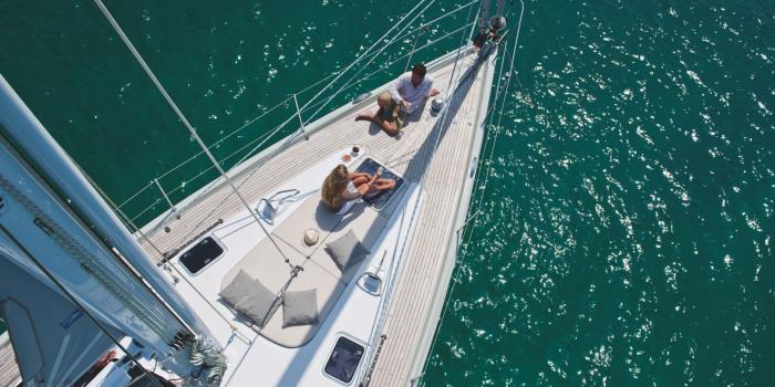 Oyster 575 Foredeck v5