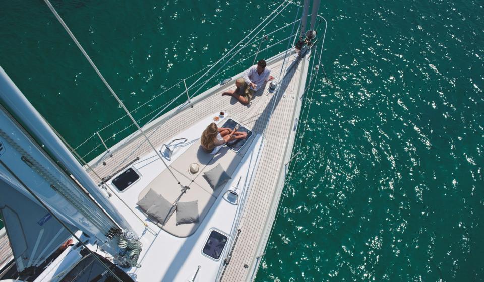 Oyster 575 Foredeck v5