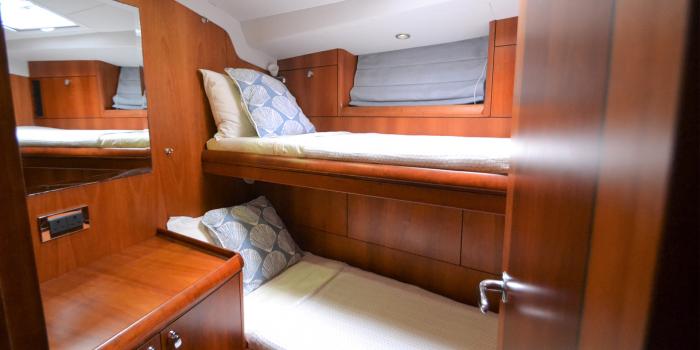 Oyster 575 Forward Twin v2