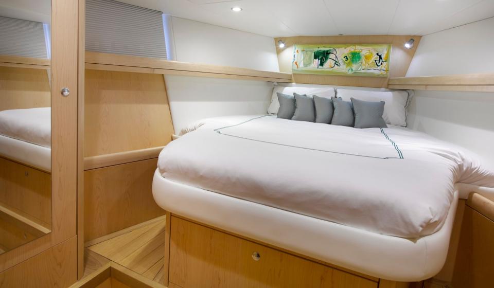 Oyster 575 Foward Double Cabin