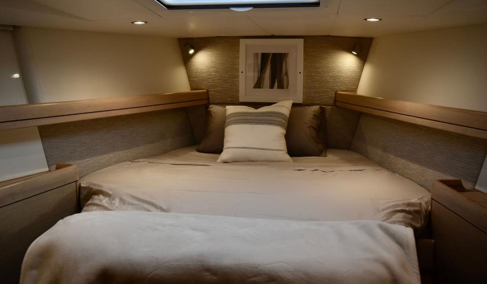 Oyster 575 Fwd Dbl Cabin