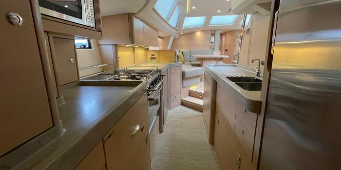 Oyster 575 Gallery 11