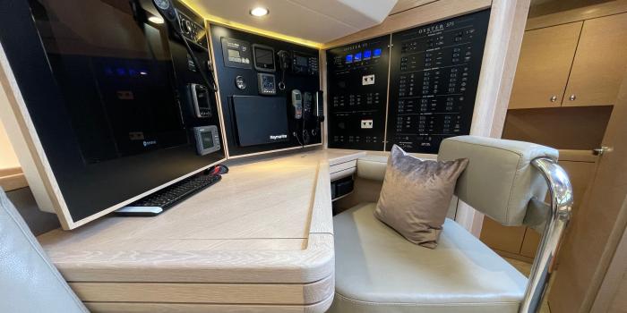 Oyster 575 Gallery 1