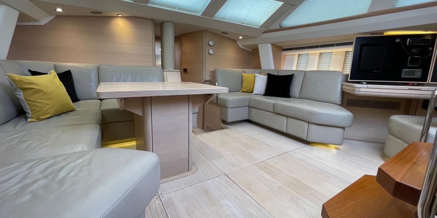 Oyster 575 Gallery 8