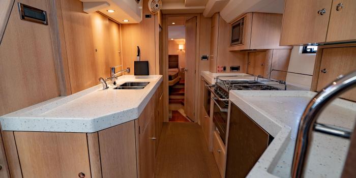 Oyster 575 Galley v12