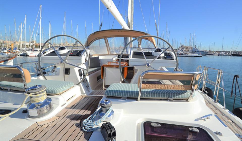 Oyster 575 Helm Cockpit