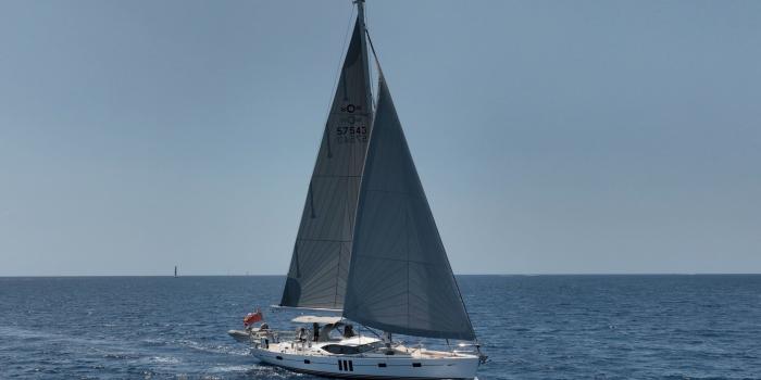 Oyster 575 Sailing 3 v2