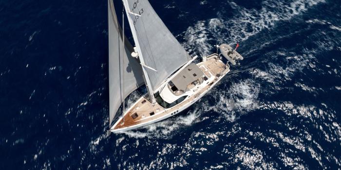 Oyster 575 Sailing 4 v2
