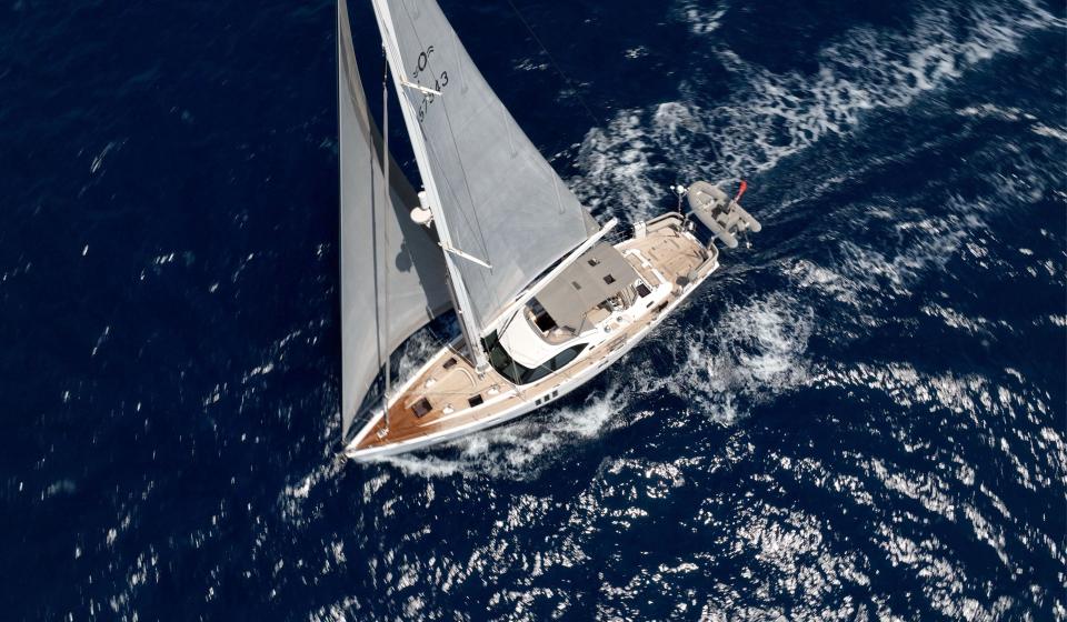 Oyster 575 Sailing 4 v2