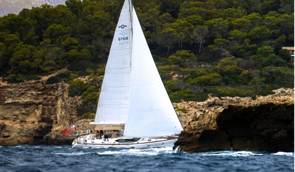 Oyster 575 Sailing 4