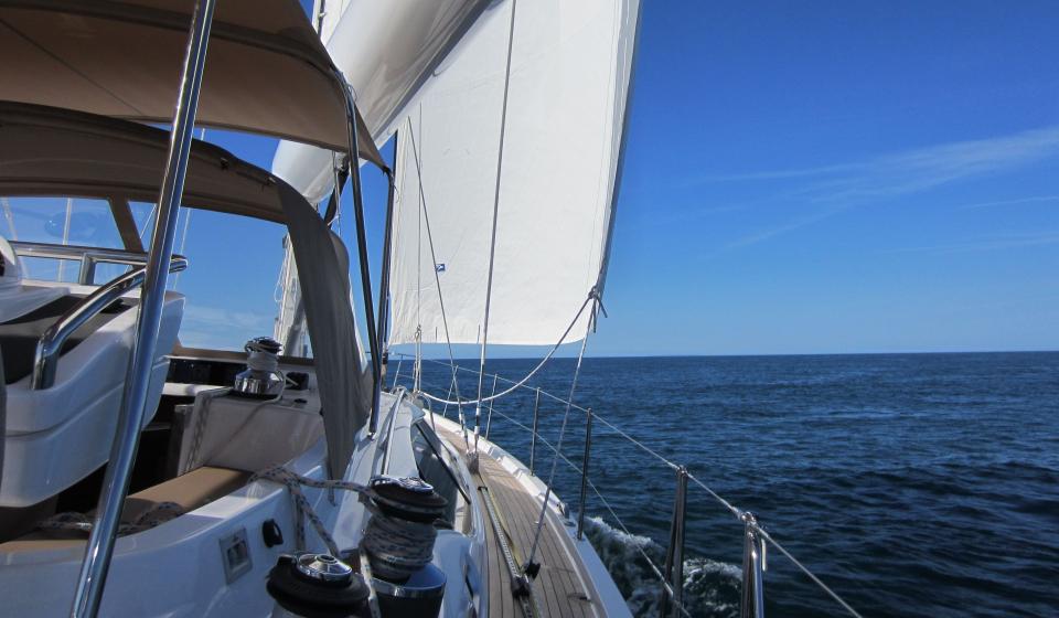 Oyster 575 Sailing Ondeck