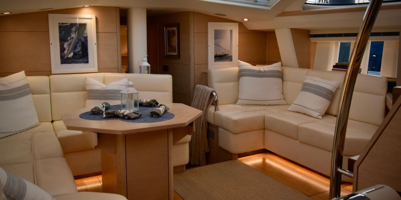 Oyster 575 Saloon v14