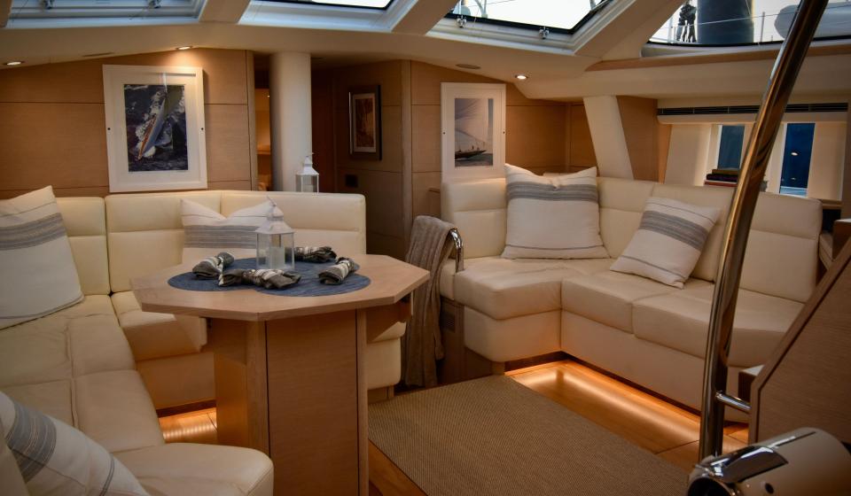 Oyster 575 Saloon v14