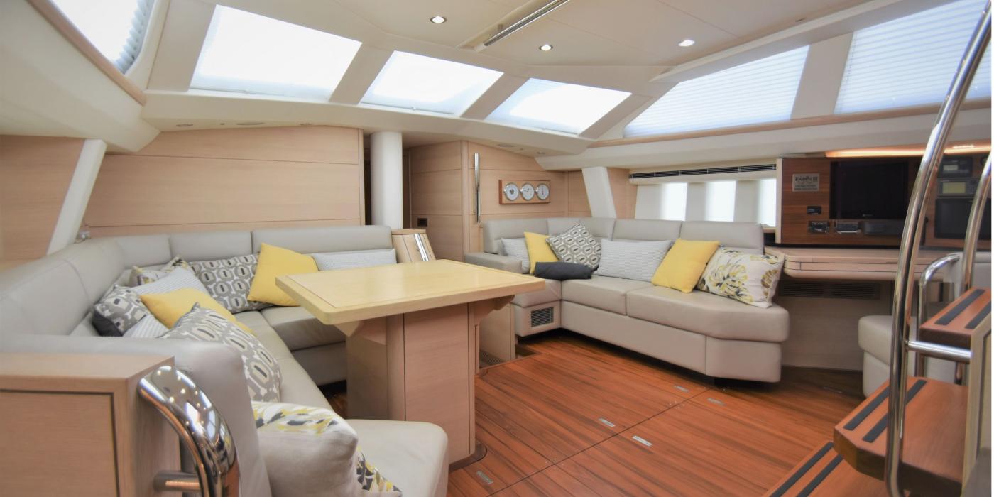 Oyster 575 Saloon v17