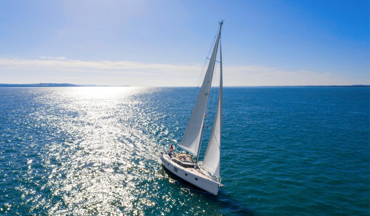 Oyster 595 60ft luxury sailing yacht