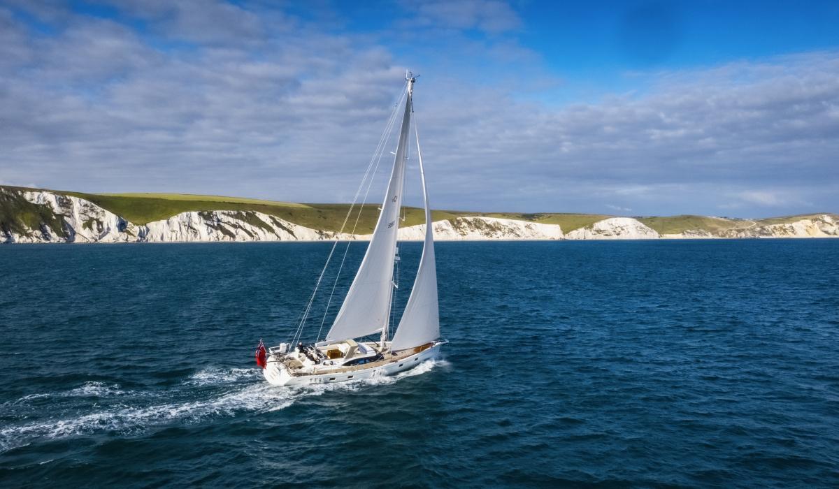 Oyster 595 Best Luxury Bluewater Cruising Yacht Yacht Ocean