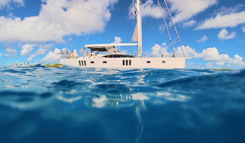 Oyster 595 Carina Underwater Shot Oyster World Rally French Polynesia