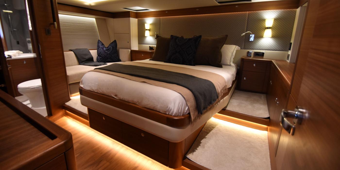 Oyster 595 Gallery 25