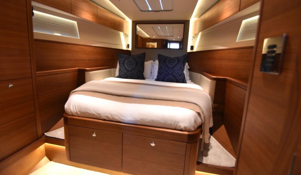 Oyster 595 Gallery 28