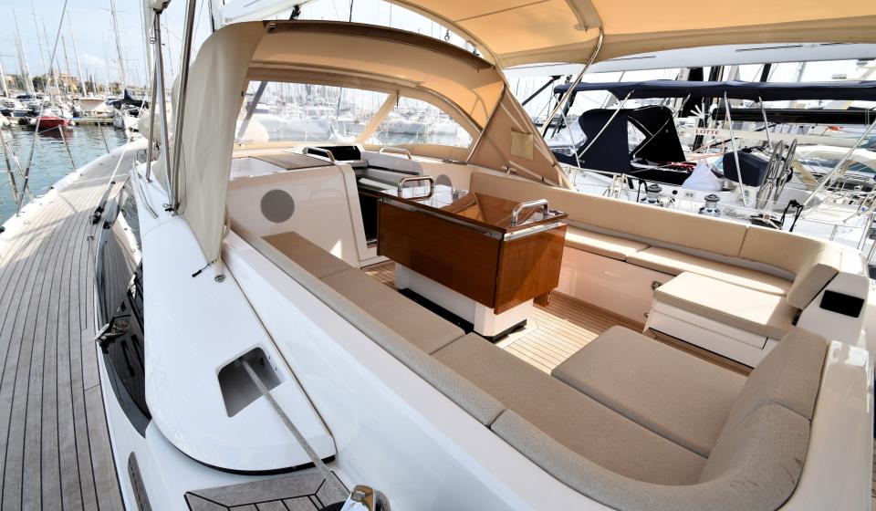 Oyster 595 Gallery 30