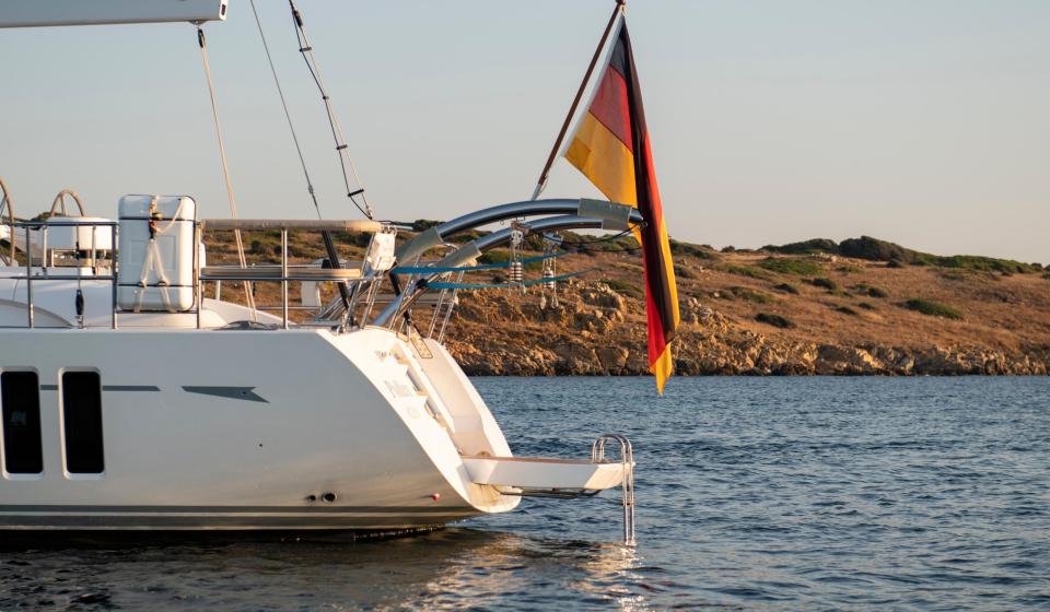 Oyster 595 Gallery Shallow Draft Centreboard 3