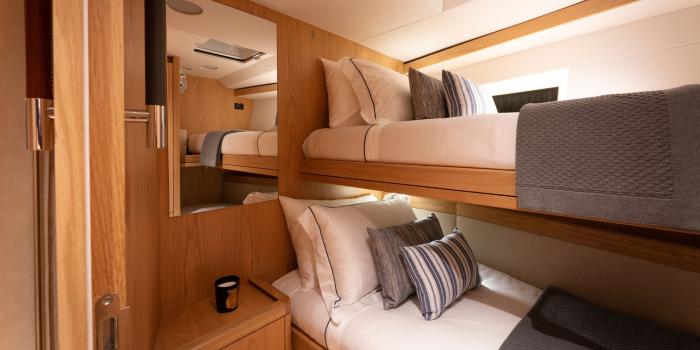 Oyster 595 Interior 7