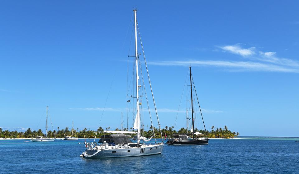 Oyster 595 Mastegot and 675 Skana in San Blas